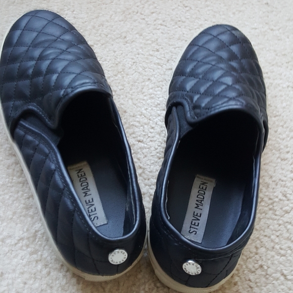 Quilted black slip on sneakers - Picture 2 of 4